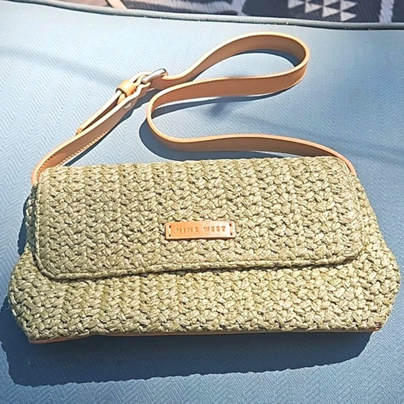 NINE WEST Raffia straw Hand/shoulder Bag In Sage Green. - Picture 1 of 10